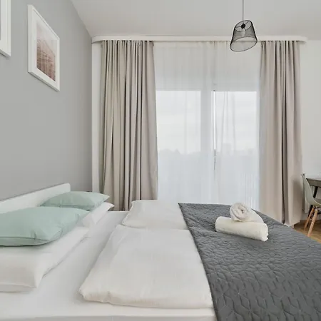 Apartment Modern Studio Slonimskiego With Balcony By Renters Breslau